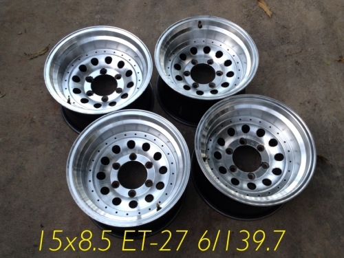 ขายล้อหยดน้ำ 15x8.5 ออฟลบ 27 ใส่ 6 รูกระบะ สภาพสวยๆ ขอบหนาๆ 8300 ครับ