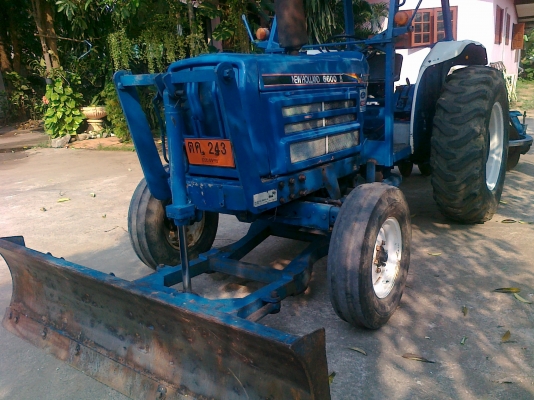 ขายรถไถ่ ISEKT T-7000 ขายรถไถ่ ISEKT T-7000