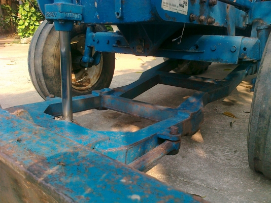 ขายรถไถ่ ISEKT T-7000 ขายรถไถ่ ISEKT T-7000