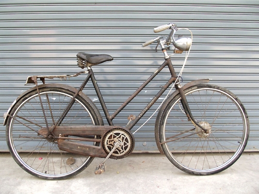 ขายจักรยานอังกฤษ ราเลห์ สปอร์ต26 สภาพสวยปั่นดีและจักรยานโบราณอีกหลายคันมีรูป