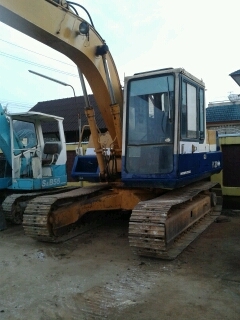 KOMATSU PC 120-3
