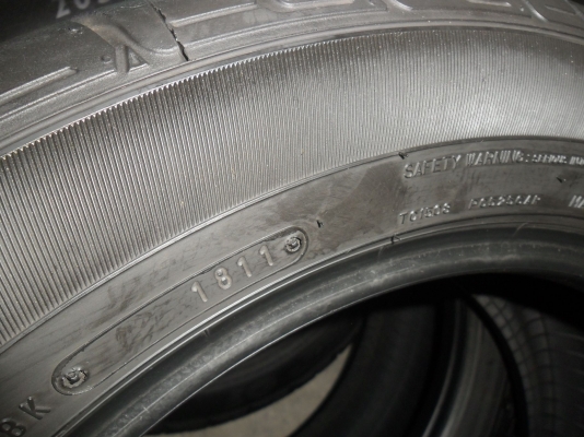 ยาง DUNLOP 205/55R16 ปี11