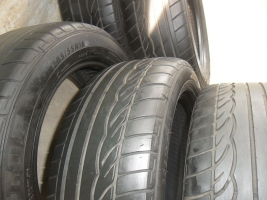 ยาง DUNLOP 205/55R16 ปี11