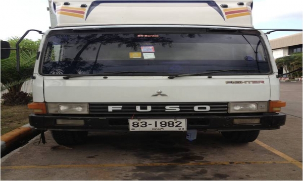 ขายรถบรรทุก 6 ล้อ Mitsubishi