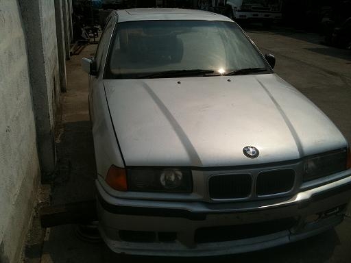 ตัดหัว BMW E36  ติดช่วงล่าง + SUNROOF  ไม่มีเครื่องยนต์