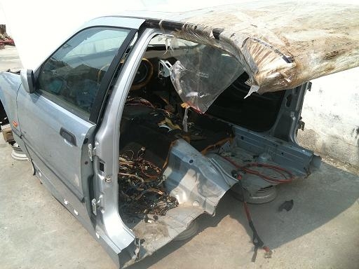 ตัดหัว BMW E36  ติดช่วงล่าง + SUNROOF  ไม่มีเครื่องยนต์