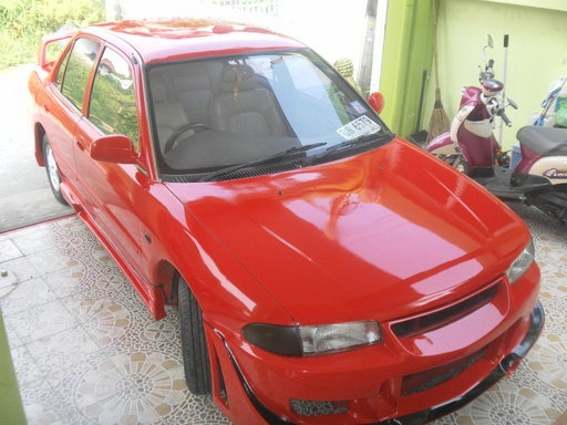 ขาย มิสซู  Lancer ปี 93 สีแดง เครื่องดี ยางใหม่ เครื่องเสียง รถบ้านราคาถูก 100,000 บาท สนใจติอต่อคุณ ออย