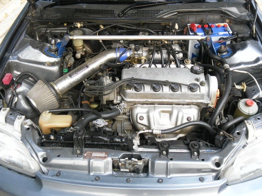 ขาย ฮอนด้า  ซีวิค ปี92 สีเทา เครื่องเปลี่ยนมาใหม่ เครื่องเสียง ยางดี รถบ้านราคาถูก 135,000 บาท สนใจติอต่อคุณ ออย