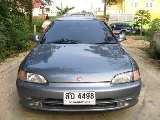 ขาย ฮอนด้า  ซีวิค ปี92 สีเทา เครื่องเปลี่ยนมาใหม่ เครื่องเสียง ยางดี รถบ้านราคาถูก 135,000 บาท สนใจติอต่อคุณ ออย