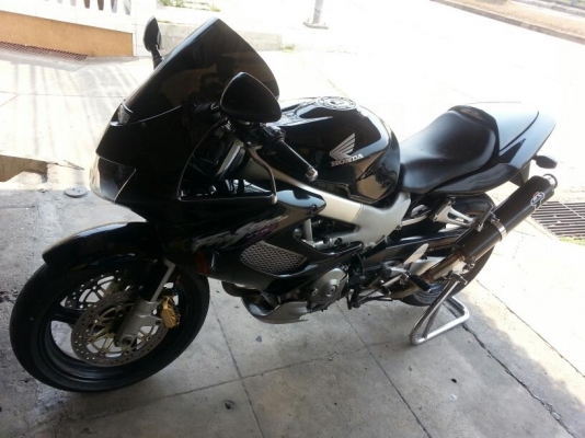 ขาย Vtr100F ปี 2001 พร้อม สรรพสามิตร ของแต่งเยอะ