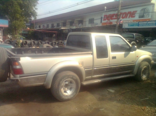 ISUZU DRAGON EYE SPACE CAB SLX 2.5 MT TURBO ปี 98 เครื่องดีเดิมๆแรงดีใช้งานประหยัดน้ำมัน ภายในเก๋งคอนโซลสวยครบ CD พ.เพาเวอร์ ก.ไฟฟ้า ซ.ล็อก ล้อแม็กยกสูงอย่างสวย กระบะปูพื้นลายเนอร์ ช่วงล่างแน่น ยางสภาพดีพร้อมใช้งานได้เลย ทะเบียนภาษีครบพร้อม ราคาต่อรองได้ค