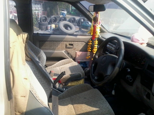 ISUZU DRAGON EYE SPACE CAB SLX 2.5 MT TURBO ปี 98 เครื่องดีเดิมๆแรงดีใช้งานประหยัดน้ำมัน ภายในเก๋งคอนโซลสวยครบ CD พ.เพาเวอร์ ก.ไฟฟ้า ซ.ล็อก ล้อแม็กยกสูงอย่างสวย กระบะปูพื้นลายเนอร์ ช่วงล่างแน่น ยางสภาพดีพร้อมใช้งานได้เลย ทะเบียนภาษีครบพร้อม ราคาต่อรองได้ค