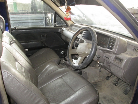 รถปิ๊กอัฟ กะบะดั้มพ์ ISUZU มังกรทอง ปี 32 ต่อใหม่ ยกได้ 3  ตัน