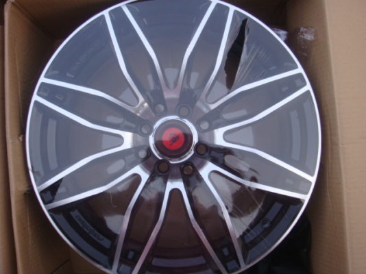 ขาย LENSO SAMURAI AZURA 17 4 รู 100 / 114 คับ