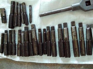 ขายดอกTAPEทำเกลียวรูน๊อต ใช้แล้ว มีมากมาย ขายดอกTAPEทำเกลียวรูน๊อต ใช้แล้ว มีมากมาย