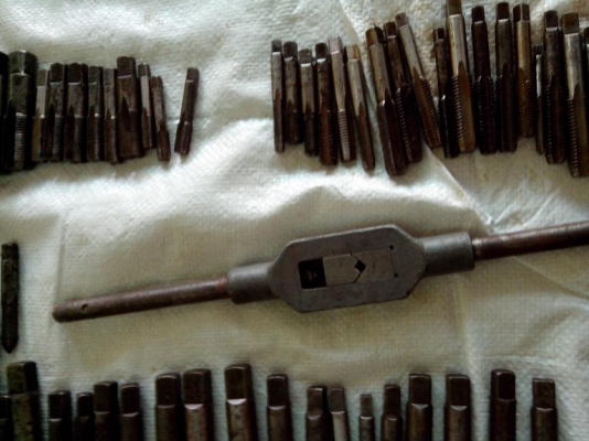 ขายดอกTAPEทำเกลียวรูน๊อต ใช้แล้ว มีมากมาย