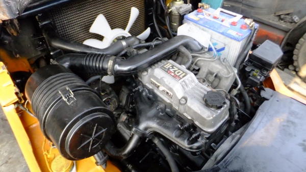 ขายรถยก TOYOTA รุ่น7  3ตัน สภาพดีพร้อมใช้งาน ด่วน!!