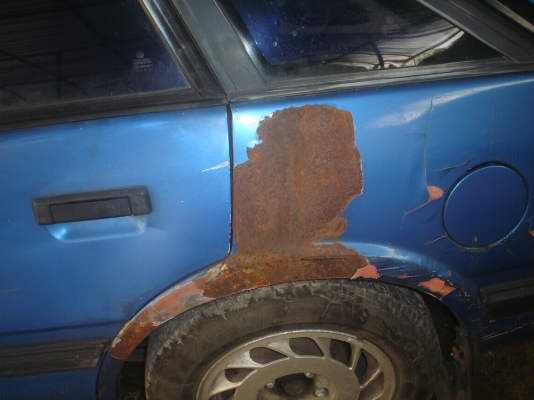 MAZDA626  วิ่งปกติ  มีผุชู้มล้อหลัง  อยู่ครบทุกชิ้น  หล่อสุดๆๆ