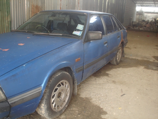 MAZDA626  วิ่งปกติ  มีผุชู้มล้อหลัง  อยู่ครบทุกชิ้น  หล่อสุดๆๆ