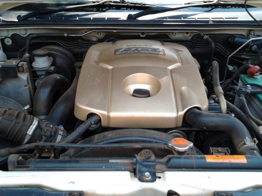 ISUZU D-MAX HI LANDER SPACE CAB 3.0 Ddi i-TEQ MT ปี 2009 รถบ้านเดิมๆบางดี ภายในสวยครบพร้อม  CD ABS AIRBAG คู่ พ.เพาเวอร์ ก.ไฟฟ้า ซ.ล็อก กระจกมองข้างปรับไฟฟ้า ไฟเลี้ยวที่กระจกมองข้าง บันไดข้าง ล้อแม็ก อุปกรณ์ตกแต่งครบพร้อม ช่วงล่างยางสภาพดี 80\% ทะเบียนภาษี