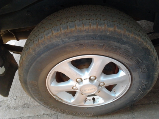 ISUZU D-MAX HI LANDER SPACE CAB 3.0 Ddi i-TEQ MT ปี 2009 รถบ้านเดิมๆบางดี ภายในสวยครบพร้อม  CD ABS AIRBAG คู่ พ.เพาเวอร์ ก.ไฟฟ้า ซ.ล็อก กระจกมองข้างปรับไฟฟ้า ไฟเลี้ยวที่กระจกมองข้าง บันไดข้าง ล้อแม็ก อุปกรณ์ตกแต่งครบพร้อม ช่วงล่างยางสภาพดี 80\% ทะเบียนภาษี