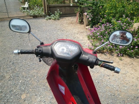 suzuki best 110 สีแดง suzuki best 110 สีแดง