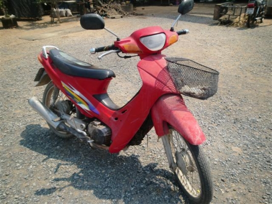 suzuki best 110 สีแดง suzuki best 110 สีแดง