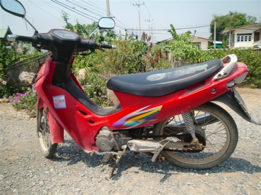 suzuki best 110 สีแดง