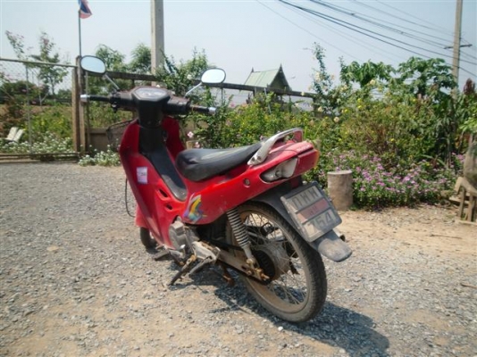 suzuki best 110 สีแดง suzuki best 110 สีแดง