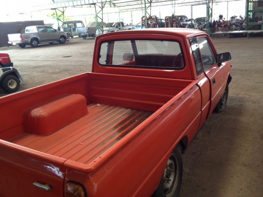 จอดนานแล้วขายถูกๆเลยครับ mazda family ทำสีใหม่แล้วสภาพสวยสีสวยมาก