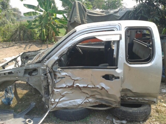 หัวรถ D max คอนโซลสวย สมบูณ มัดจำแล้วไม่มาเอา สนใจสอบถามได้คับ