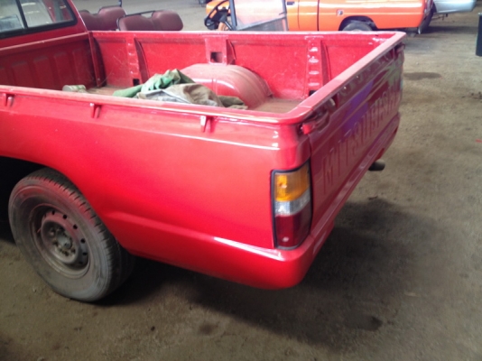 มีรถกระบะและเก๋งมือสองทำสีแล้วหลายคันจอดไม่ได้ใช้งานตามสภาพถูกๆคุยกันก่อนครับอยากขายๆ สนใจโทรเลยครับ 085-4795337 เล็กครับ มาดูรถได้ครับคุยถูกคอยกให้เลย