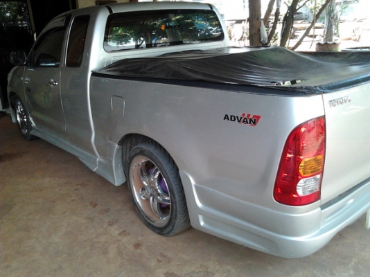 TOYOTA HILUX VIGO D4D EXTRACAB  2.5 MT ปี 2006 สวยจัดทั้งคัน ขายพร้อมชุดแต่ง เครื่องเสียงชุดใหญ่ สเกิร์ตหน้าหลังรอบคัน รถบ้านเดิมๆไม่เคยมีอุบัติเหตุ เครื่องแห้งแรงดีมาก ภายในเก๋งสวยครบ พ.เพาเวอร์ ก.ไฟฟ้า ซ.ล็อก ช่วงล่างแน่น อุปกรณ์ตกแต่งรอบคันอีกเพียบ