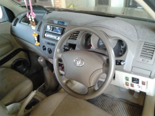 TOYOTA HILUX VIGO D4D EXTRACAB  2.5 MT ปี 2006 สวยจัดทั้งคัน ขายพร้อมชุดแต่ง เครื่องเสียงชุดใหญ่ สเกิร์ตหน้าหลังรอบคัน รถบ้านเดิมๆไม่เคยมีอุบัติเหตุ เครื่องแห้งแรงดีมาก ภายในเก๋งสวยครบ พ.เพาเวอร์ ก.ไฟฟ้า ซ.ล็อก ช่วงล่างแน่น อุปกรณ์ตกแต่งรอบคันอีกเพียบ
