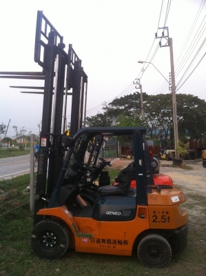 ขาย ฟอล์คลิฟท์ TOYOTA LPG มือ 2 นำเข้าจากญี่ปุ่น มีให้เลือกหลายคัน ขาย ฟอล์คลิฟท์ TOYOTA LPG มือ 2 นำเข้าจากญี่ปุ่น มีให้เลือกหลายคัน
