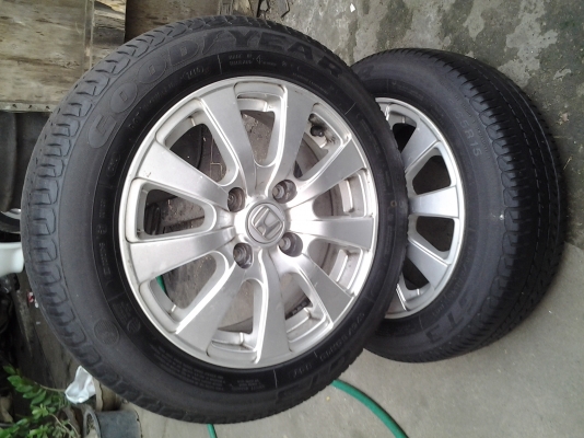 ล้อ15 ติดยางสภาพสวยๆ