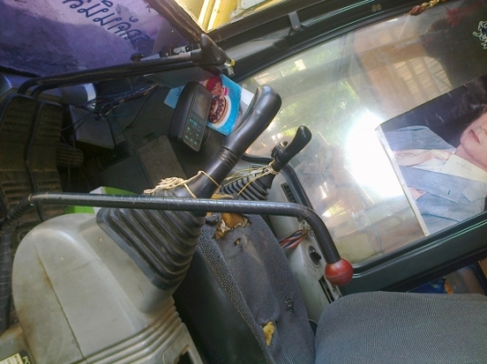 KOMATSU PC 120-6 ไฟฟ้าหน้าจอขึ้นครบหมด เอกสารเล่มทะเบียนไม่ขาดพร้อมดำเนินการจัดไฟแนนซ์ได้เลยครับ สภาพดีมากครับทำงานเร็ว เครื่องเดิมปั๊มเดิม สีสันบอดี้รถสวยเดิม ภายในเก๋งสะอาด แอร์เย็น ภายนอกบูมอาร์มสวยไม่ปะไม่ดาม เอวแน่นดี ช่วงล่างโรลเลอร์ โซ่บูทใบแทรกหนา KOMATSU PC 120-6 ไฟฟ้าหน้าจอขึ้นครบหมด เอกสารเล่มทะเบียนไม่ขาดพร้อมดำเนินการจัดไฟแนนซ์ได้เลยครับ สภาพดีมากครับทำงานเร็ว เครื่องเดิมปั๊มเดิม สีสันบอดี้รถสวยเดิม ภายในเก๋งสะอาด แอร์เย็น ภายนอกบูมอาร์มสวยไม่ปะไม่ดาม เอวแน่นดี ช่วงล่างโรลเลอร์ โซ่บูทใบแทรกหนา