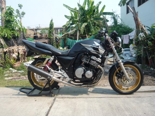 วุฒินนบุรี// CB400ปี93เครื่องดีพร้อมใช้เอกสารมีอินวอยแท้ๆราคาสุดประหยัด