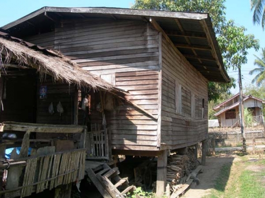 ขายบ้านไม้ทั้งหลัง 120000