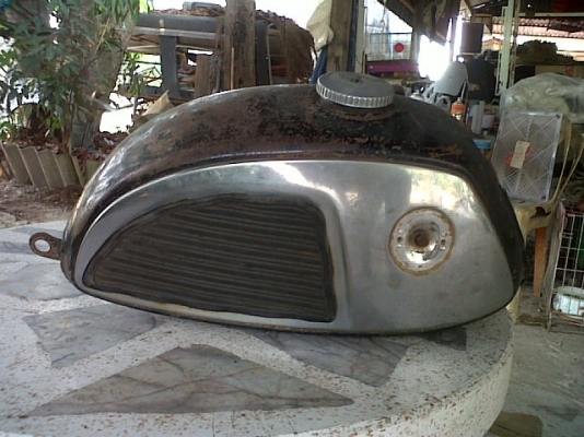 ขายถังน้ำมันK125 M2+ก็อก+ฝา+ยาง ทั้งหมด 2400 บาท ขายถังน้ำมันK125 M2+ก็อก+ฝา+ยาง ทั้งหมด 2400 บาท