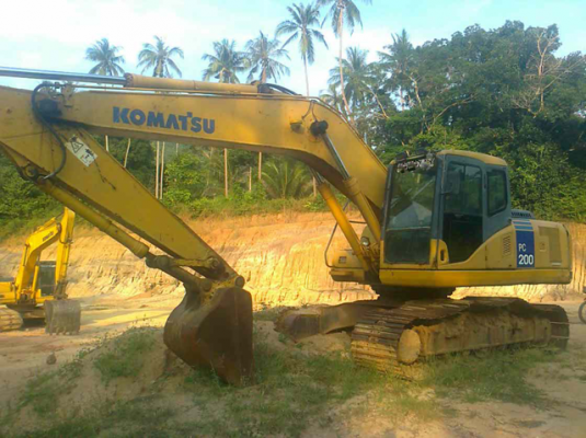KOMATSU PC200-7 ไมล์ 8000 ชั่วโมง เอกสารอินวอยล์