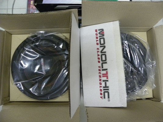 -ขายของรวมๆครับ  กล้อง VDO HD 800 กล้องถอยมองหลัง700ของใหม่ทุกชิ้น