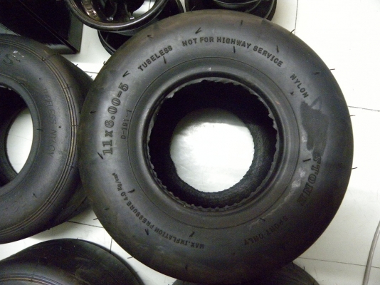 -ขายของรวมๆครับ  กล้อง VDO HD 800 กล้องถอยมองหลัง700ของใหม่ทุกชิ้น