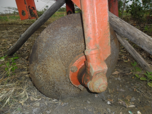 ขายผาลชักร่องปลูกมันสำปะหลัง ขนาด 22 นิ้ว