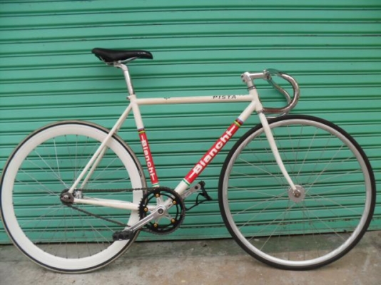 ขายfixed bianchi pista ครับ ถูกๆสวยๆ