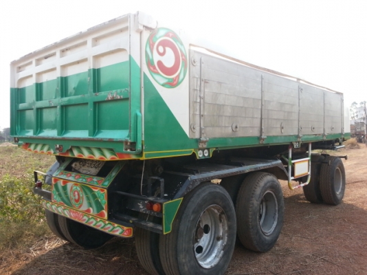 ขายด่วนลูกพ่วงดั้ม สามเพลา ยางปานกลาง คัชซีสวย เอกสารชุดโอนพร้อม โทร0811838154 0846443466