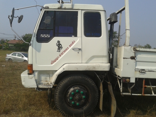 ขายฟูโซ่ 160 แรงยาว 7.30 เมตร มีลิฟด้านหลัง สภาพพร้อมใช้ เอกสารพร้อมเโอน