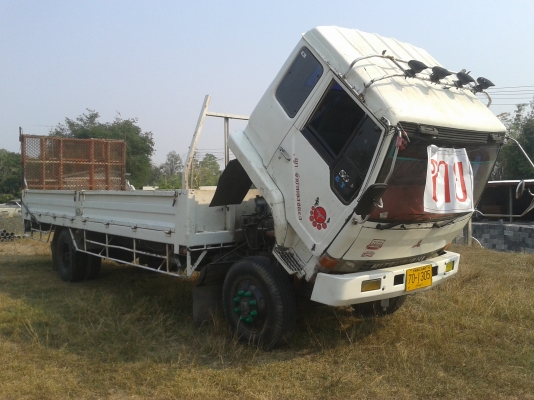 ขายฟูโซ่ 160 แรงยาว 7.30 เมตร มีลิฟด้านหลัง สภาพพร้อมใช้ เอกสารพร้อมเโอน