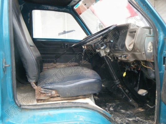 รถบรรทุก 6 ล้อโม่ปูน ยี่ห้อ ISUZU โม่ปูน 2.5 คิว