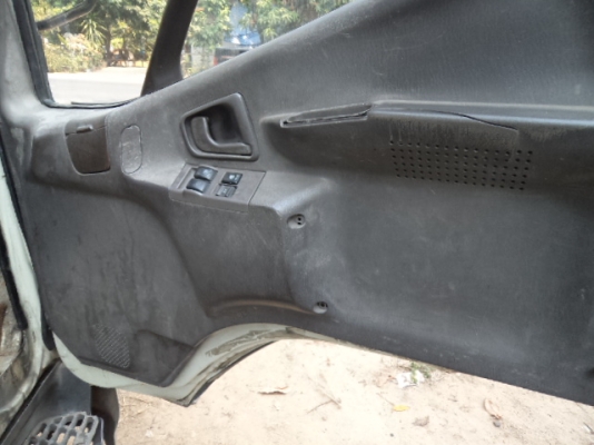 ขายรถ6ล้อมิตซู เครื่อง140แรงม้า ช่วงยาว 5 เมตร สภาพดีพร้อมใช้งาน